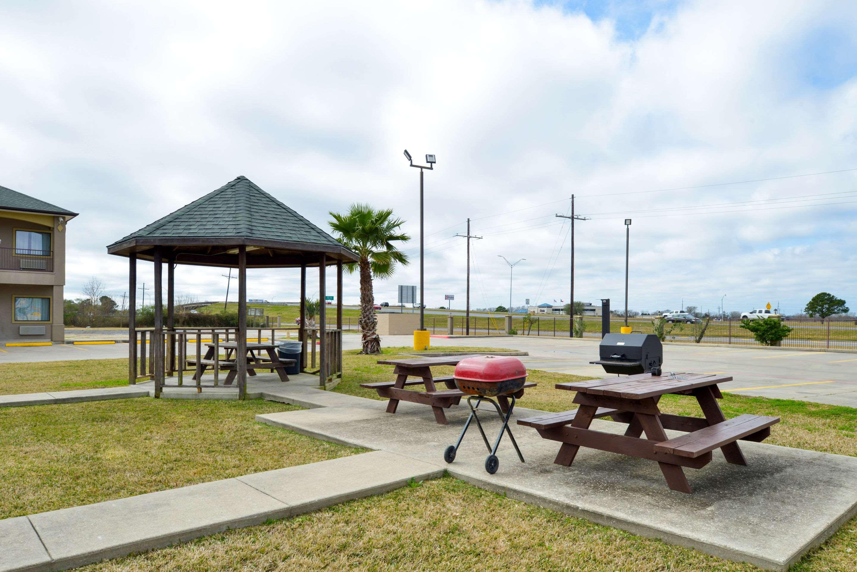 Econo Lodge Inn & Suites Port Arthur Near Sabine Pass Экстерьер фото