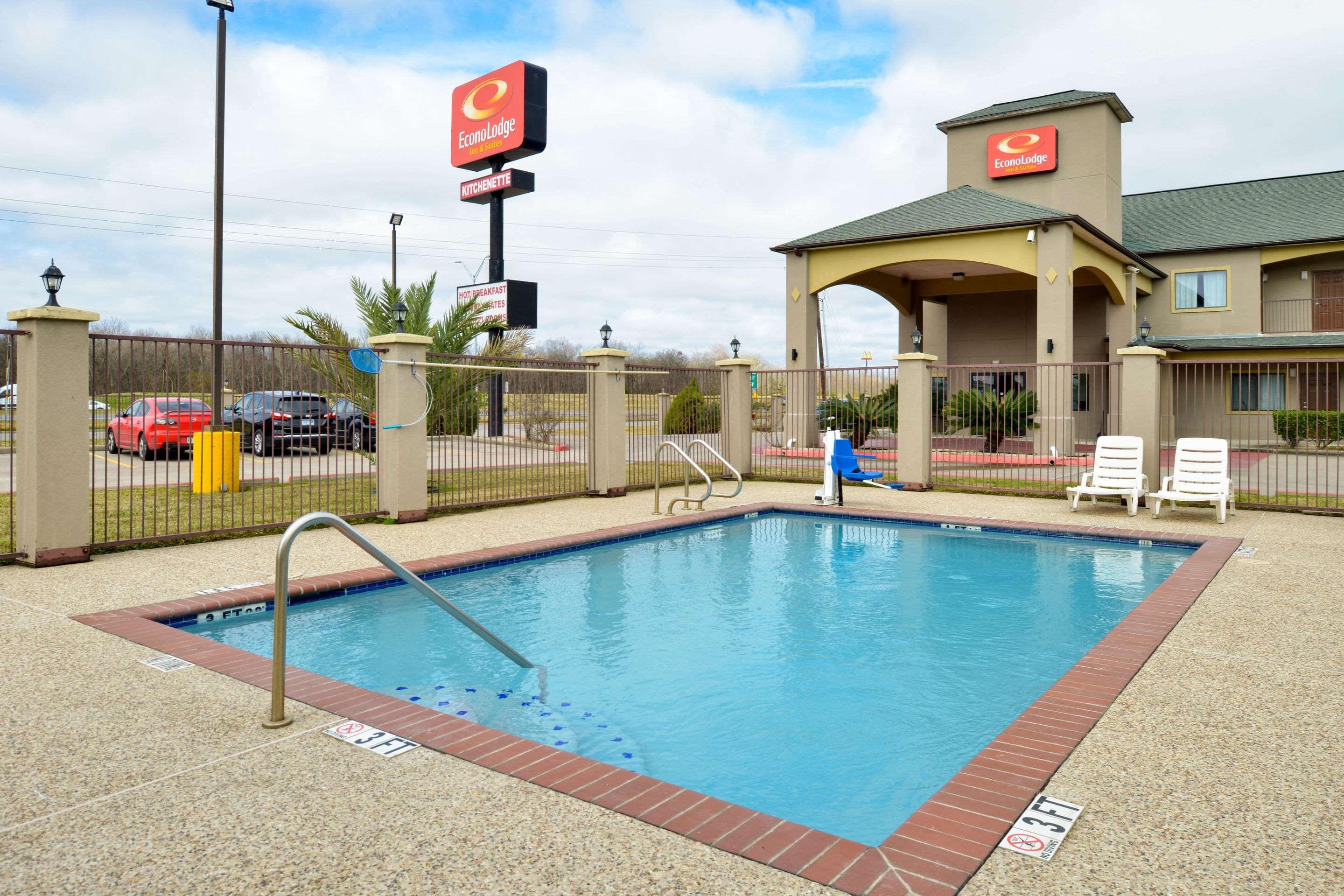 Econo Lodge Inn & Suites Port Arthur Near Sabine Pass Экстерьер фото